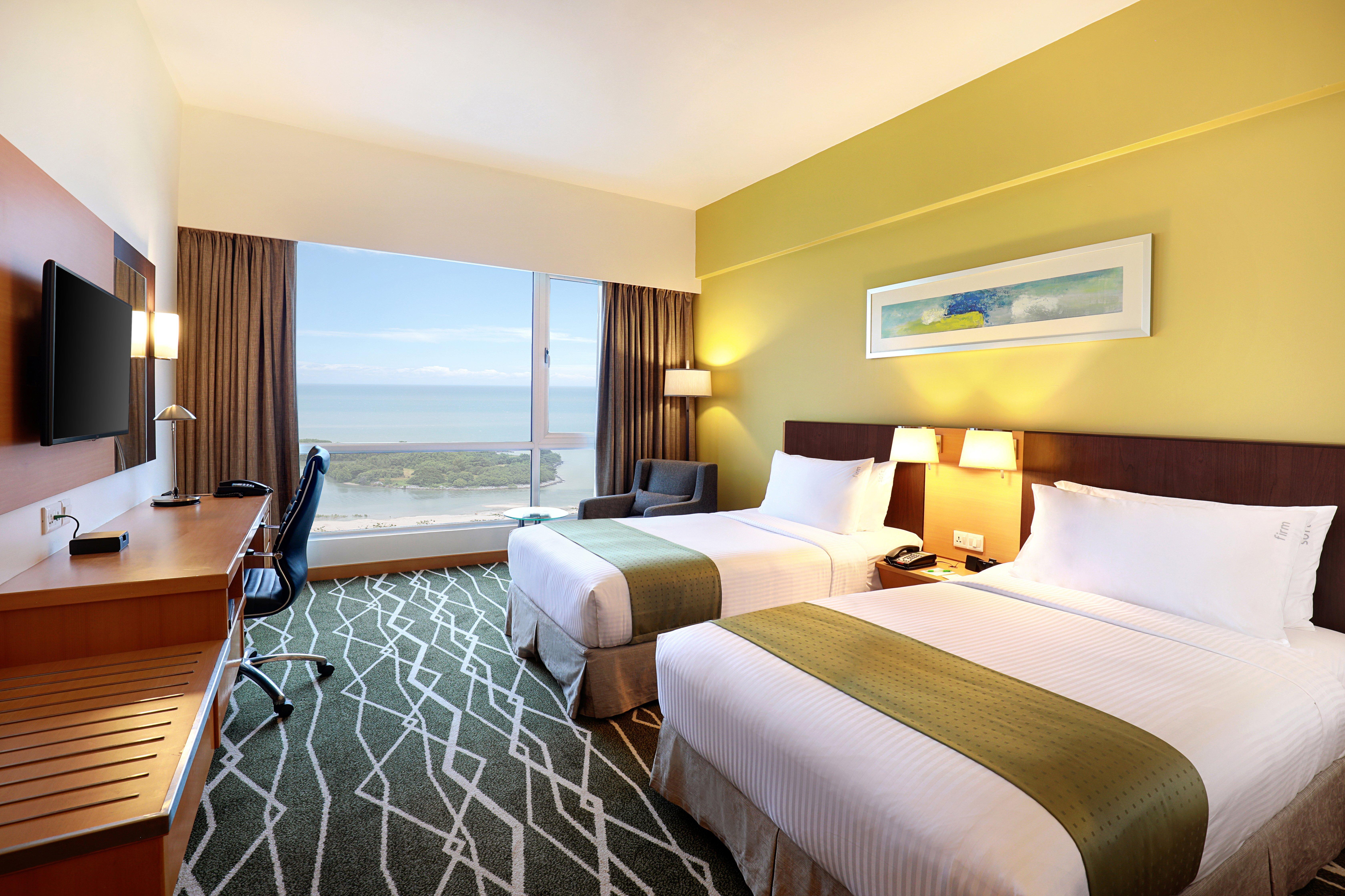 Holiday Inn Melaka By Ihg Εξωτερικό φωτογραφία Deluxe Room