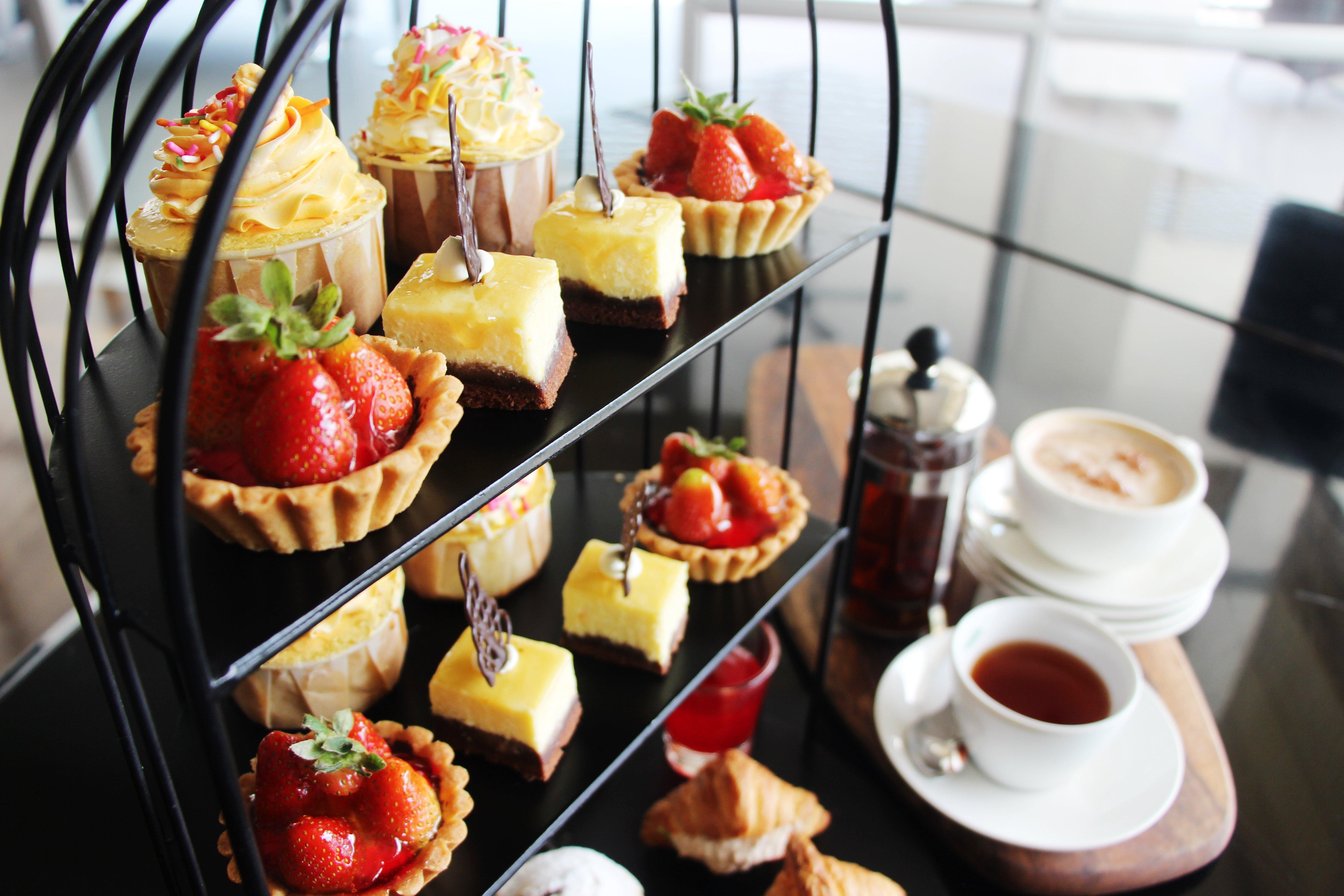 Holiday Inn Melaka By Ihg Εξωτερικό φωτογραφία Afternoon tea